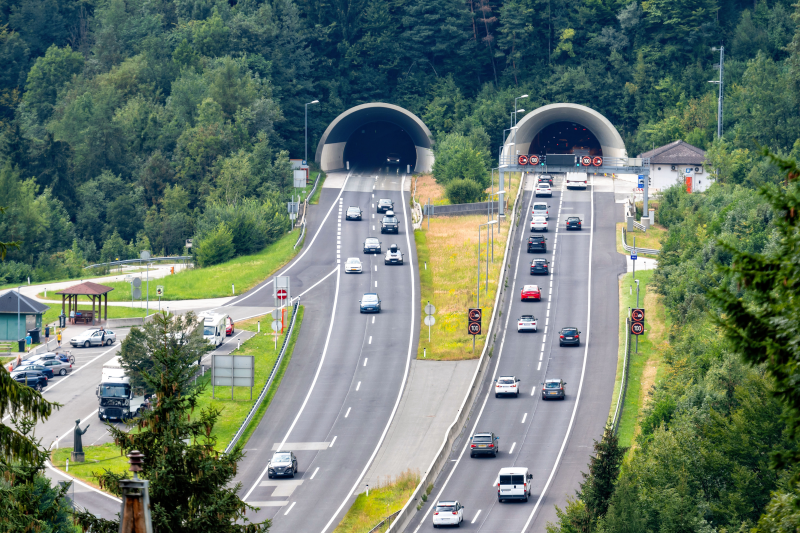 Această autostradă din România va avea cel mai lung tunel din țară