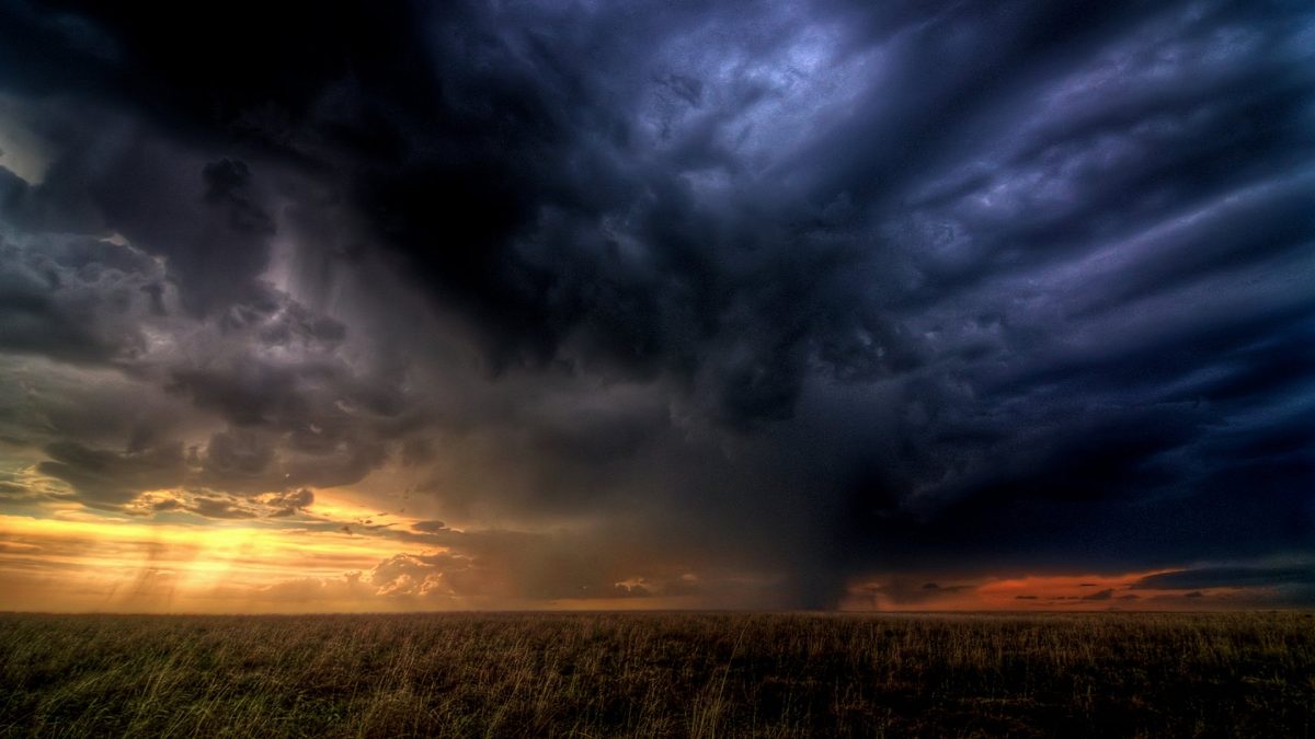 Schimbare bruscă a vremii! Meteorologii anunță ninsori, ploi si temperaturi negative