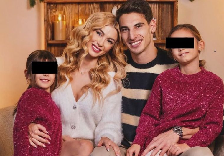 Cum au petrecut Andreea Bălan și Victor Cornea primul Crăciun în calitate de logodnici! Artista a dat tot din casă!