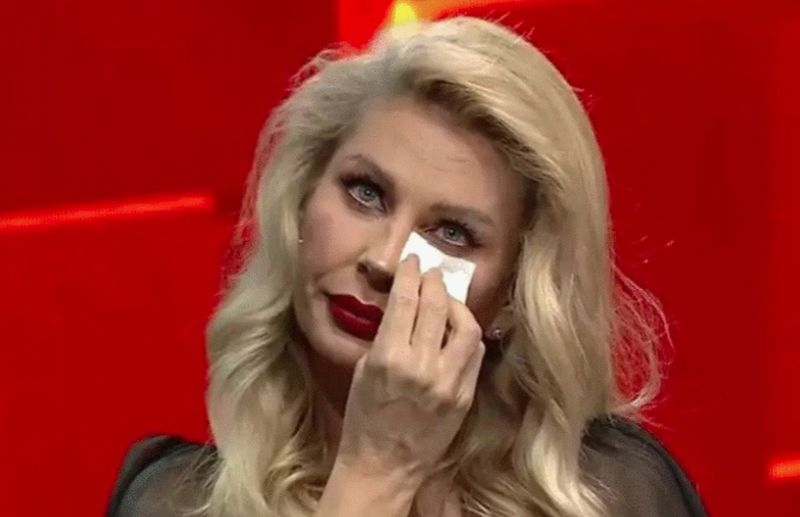 Moment rușinos pentru artista! Andreea Bănică a fost dată afară din restaurant!