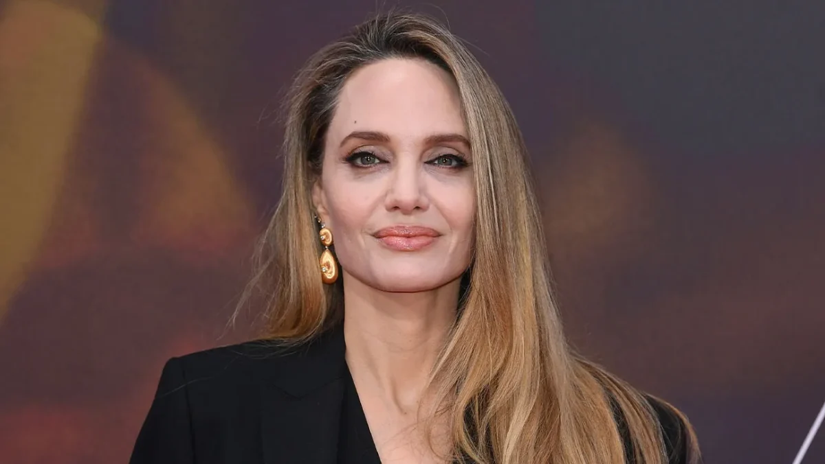 Angelina Jolie povestește despre o amintire din copilărie! Care este momentul greu care a marcat-o pe vedetă