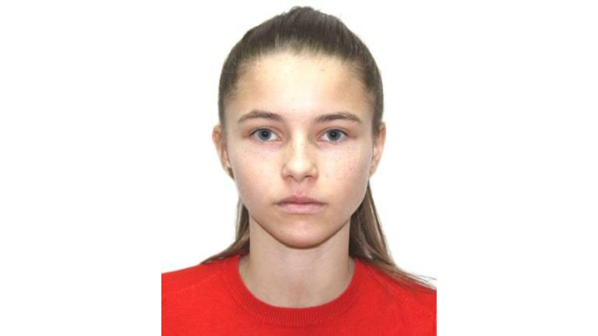 Ați văzut-o? O tânără în vârstă de 16 de ani a fost dată dispărută – UPDATE