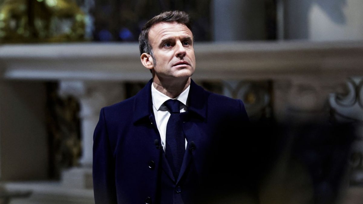 Emmanuel Macron se confruntă cu una dintre cele mai mari provocări ale mandatului său. Moțiunea de cenzură a fost „fără precedent”