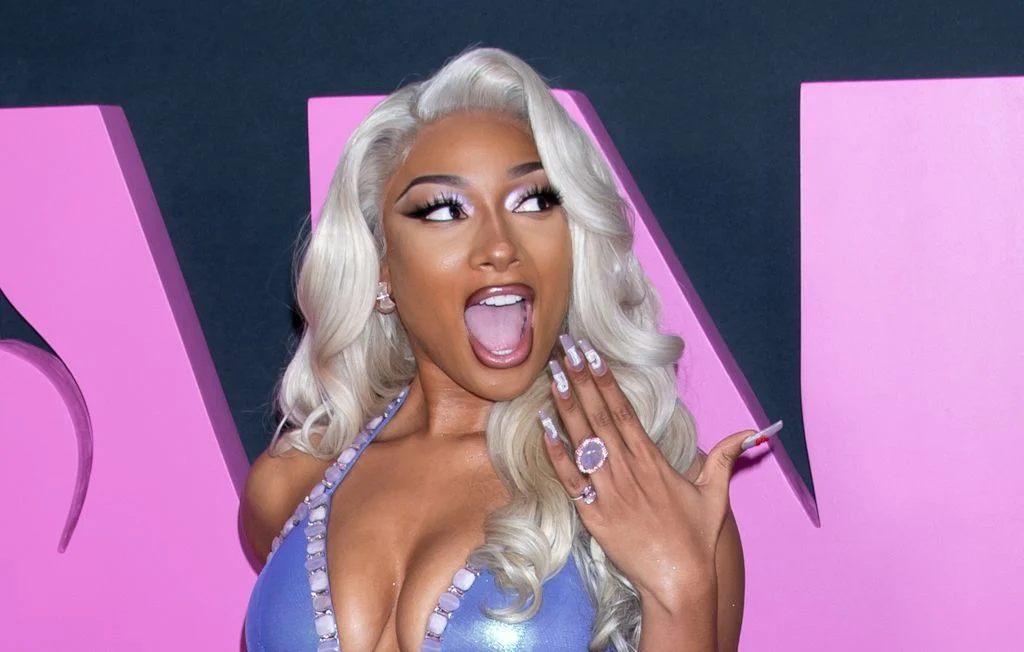 Drama continuă: Megan Thee Stallion se teme pentru viața sa. Decizia de ultimă oră luată de artistă