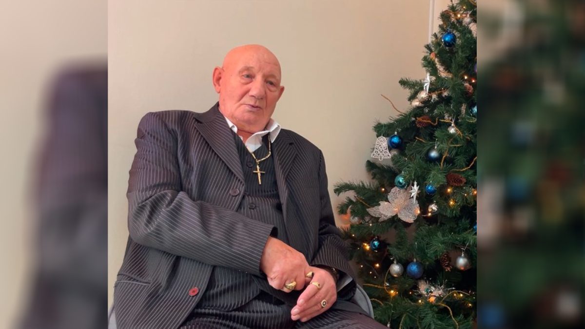 O viață desprinsă parcă dintr-un roman! Mihai Ionescu, veteranul unui cămin de bătrâni din Iași, vrea să-și găsească jumătatea pentru a treia oară, la 83 de ani