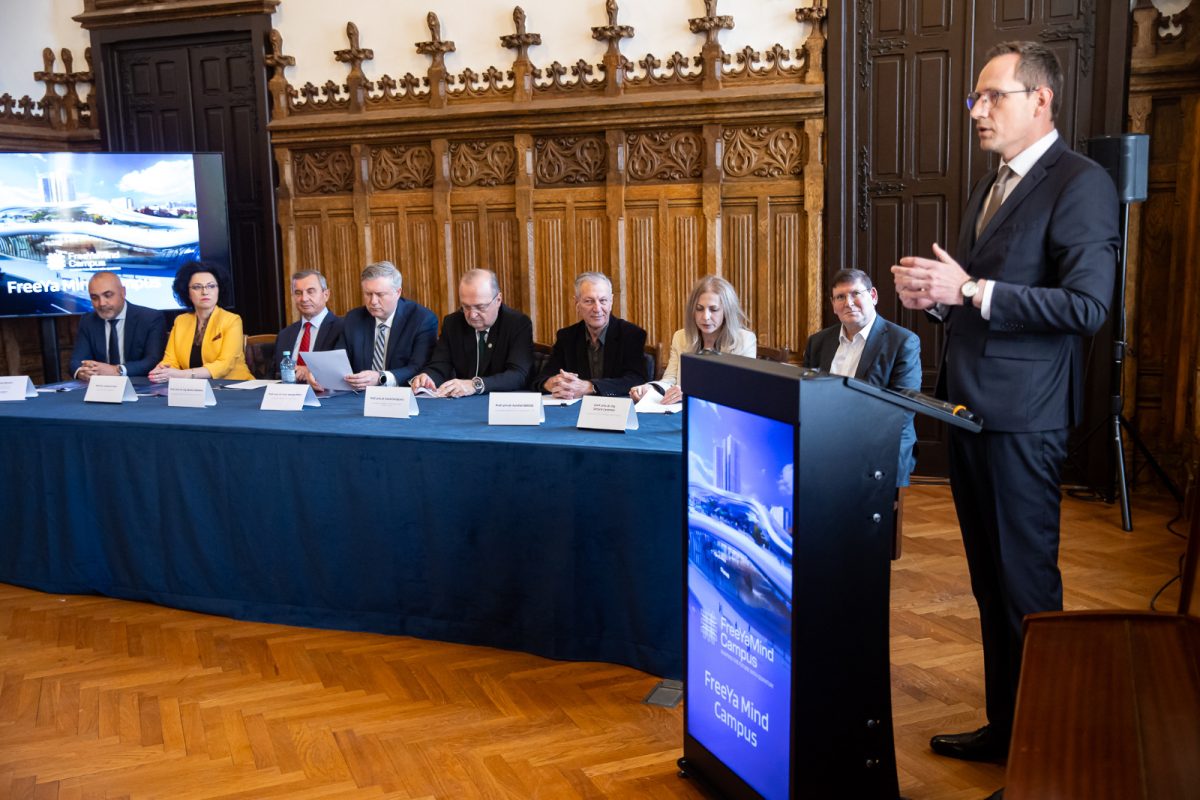 UAIC, partener strategic în dezvoltarea unui Centru de Inovare în Calcul Cuantic