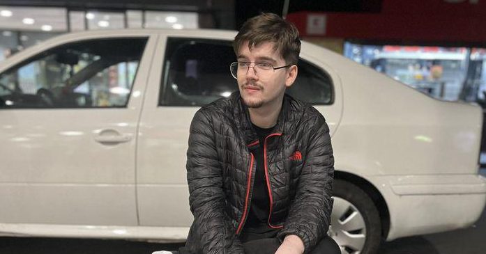 El este Vladimir, tânărul de 23 de ani care a murit în condiții suspecte în Vaslui. Trupul său neînsuflețit a fost găsit pe stradă
