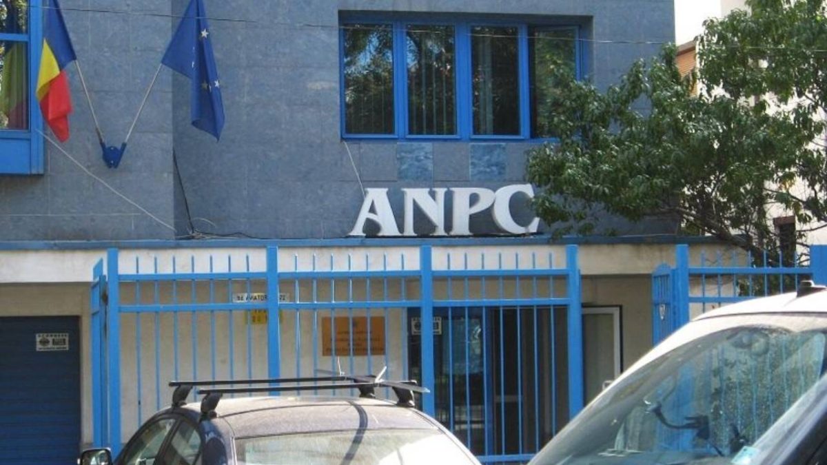 ANPC a făcut controale la magazinele online și fizice care vând produse cosmetice. Au fost date amenzi uriașe