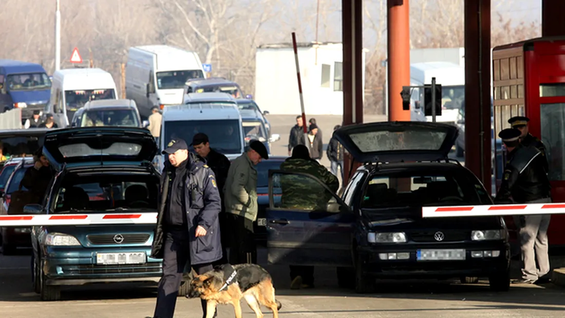 Încercare macabră: Bărbat arestat la graniță după ce a fost găsit cu o femeie moartă pe scaunul pasagerului