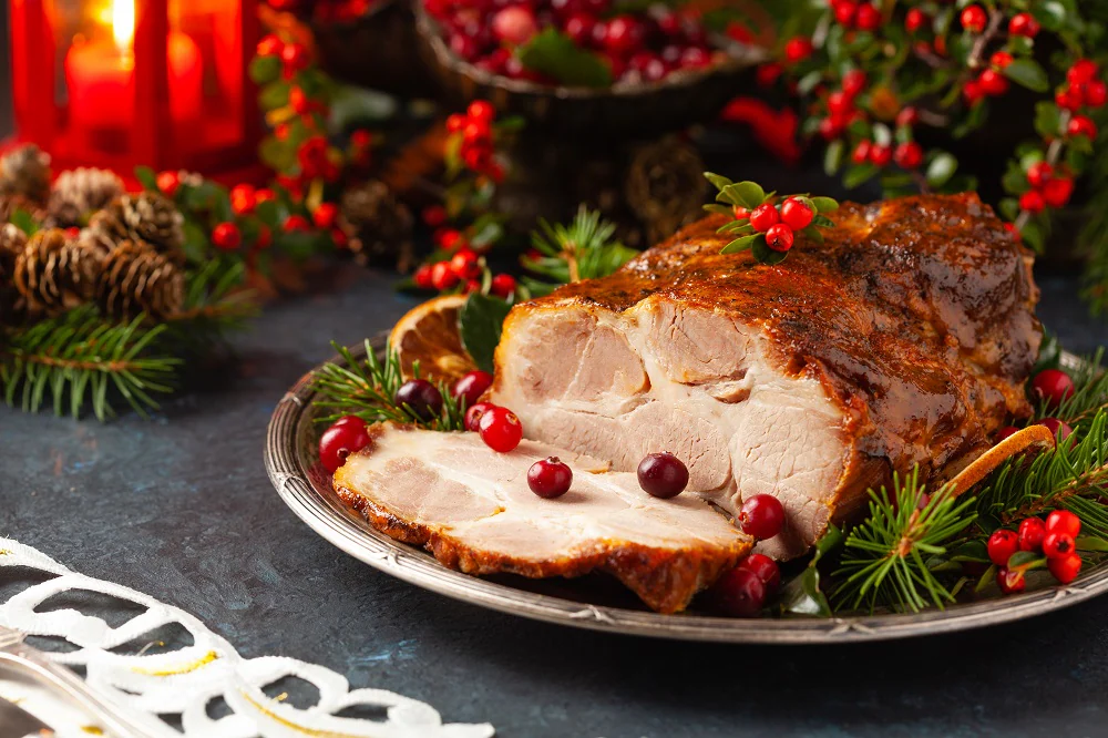 Carnea de porc, între deliciu și pericol: Câtă carne de porc putem consuma fără să ne punem în pericol sănătatea