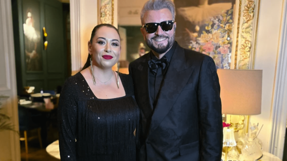 Decor de lux la ziua lui Cătălin Botezatu. Cum au apărut la petrecere Oana Roman, Vica Blochina și Raluca Bădulescu