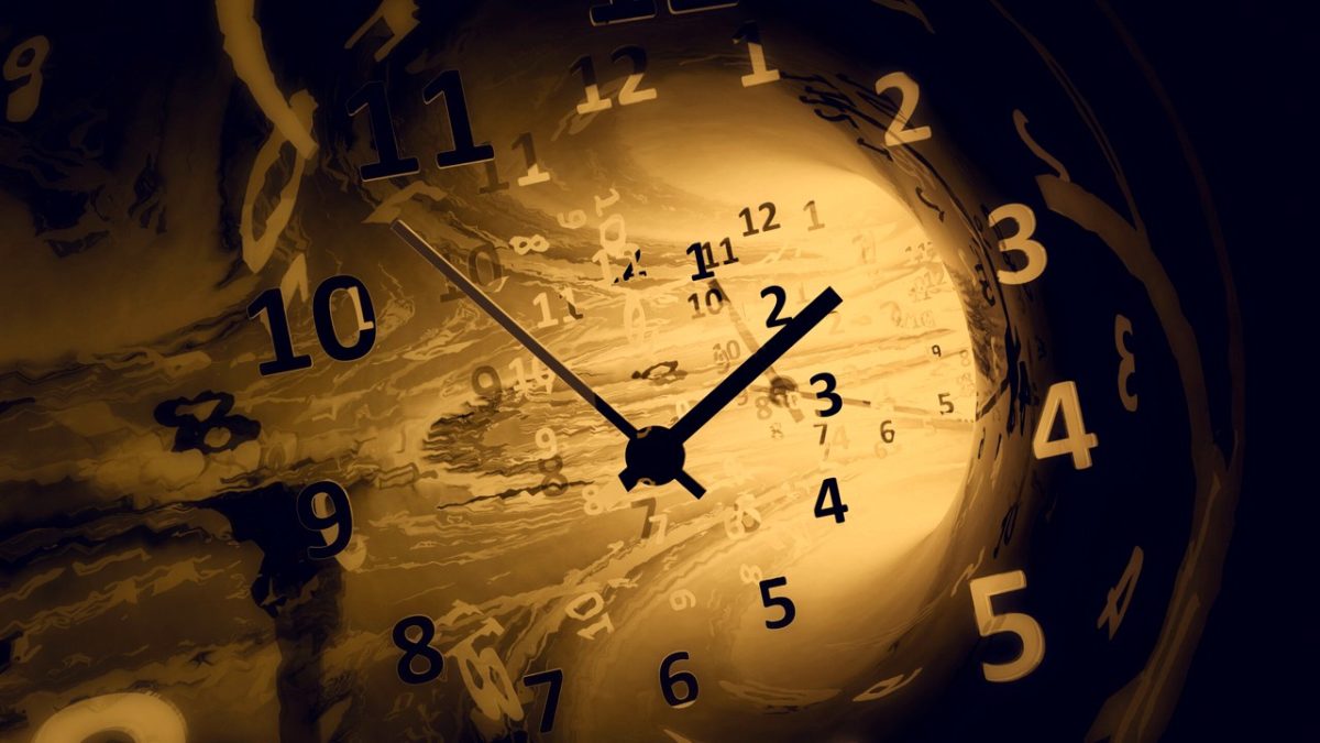 Când se schimbă ora în 2025. Ce impact are asupra sănătății