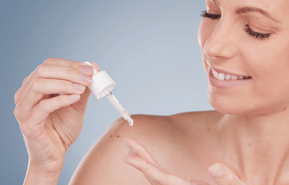 Colagen și acid hialuronic. Află cum să îți menții pielea tânără și sănătoasă