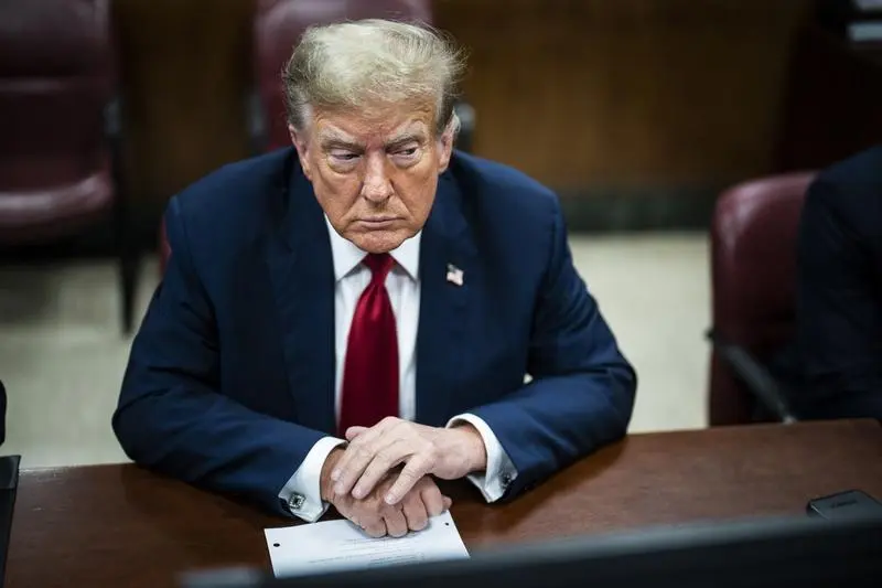 Donald Trump contestă ultima decizie lui Joe Biden