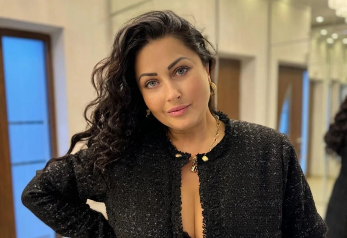 Gabriela Cristea s-a făcut de râs cu ultima fotografie postată pe Instagram. „Și scaunul a slăbit cu tine”