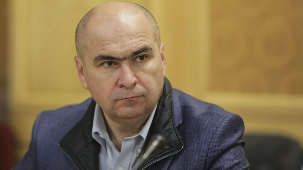 Ilie Bolojan, atac către fostul lider PNL, Nicolae Ciucă și față de Elena Lasconi. „Să nu introducem miza mică în relațiile internaționale”