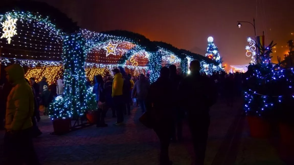S-a deschis iluminatul festiv și Orășelul Copiilor, de Ziua Națională a României în Iași – LIVE VIDEO