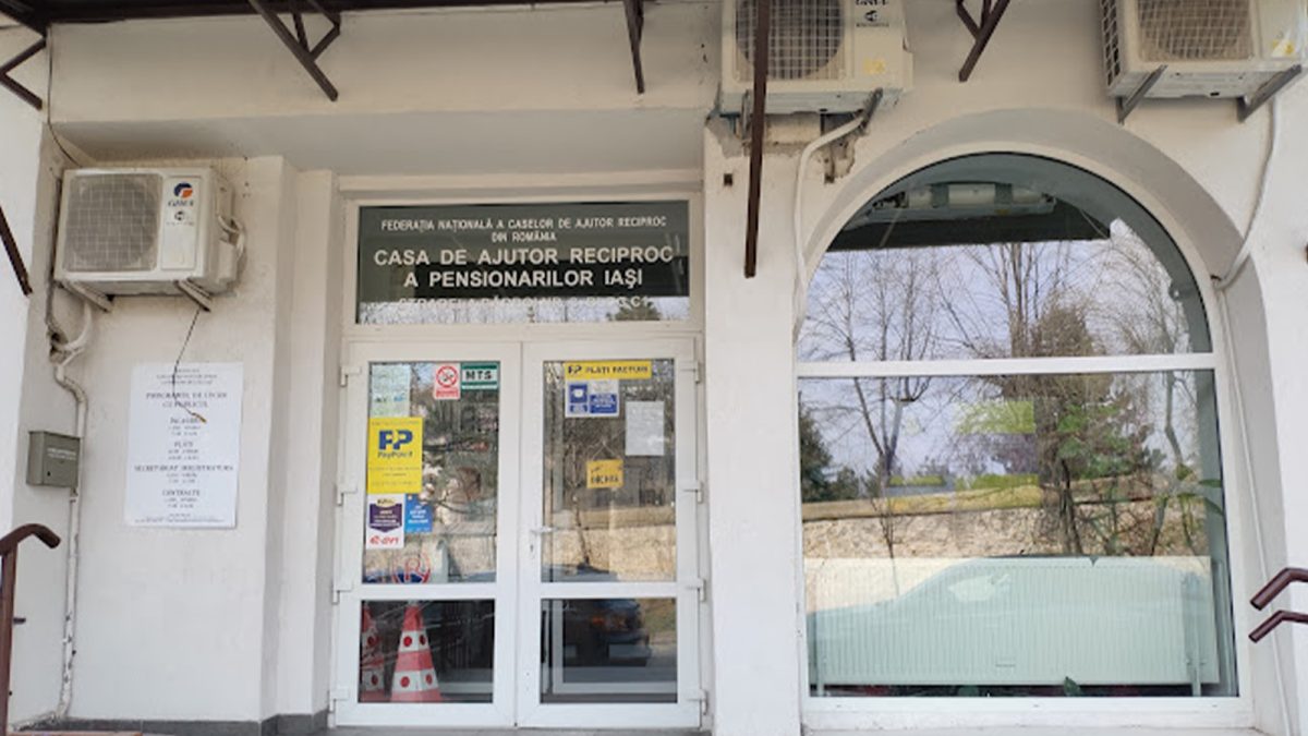 Pensionarii din Iași sunt speriați de facturile anunțate în 2025 și se împrumută la Casa de Ajutor Reciproc a Pensionarilor pentru a face față scumpirilor