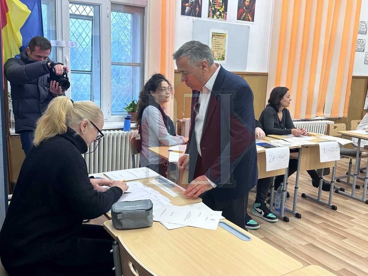 Petru Movilă, candidat al Forța Dreptei pentru Camera Deputaților, a participat la vot pentru alegerile parlamentare
