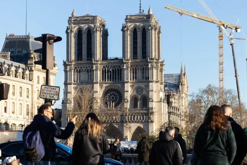 Catedrala Notre-Dame se redeschide azi, la 5 ani de la incendiul devastator. Cum s-a desfășurat procesul de restaurare