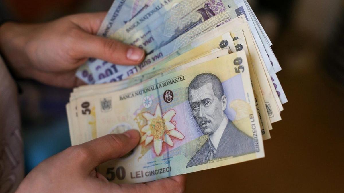 Un nou ajutor social pentru români! Ce condiții trebuie îndeplinite pentru a primi banii