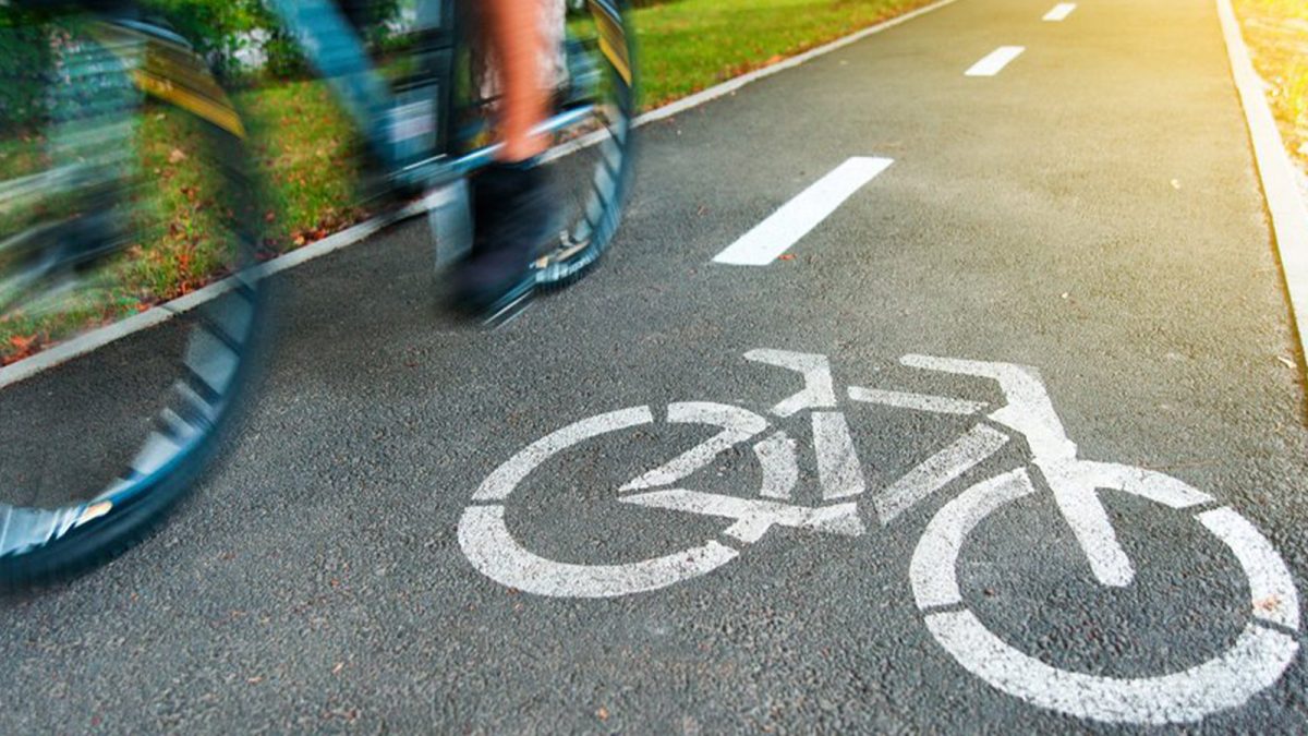 Investiție de peste 3,4 milioane de euro, într-o comună din Iași! Primăria caută firme pentru construirea pistelor pentru biciclete
