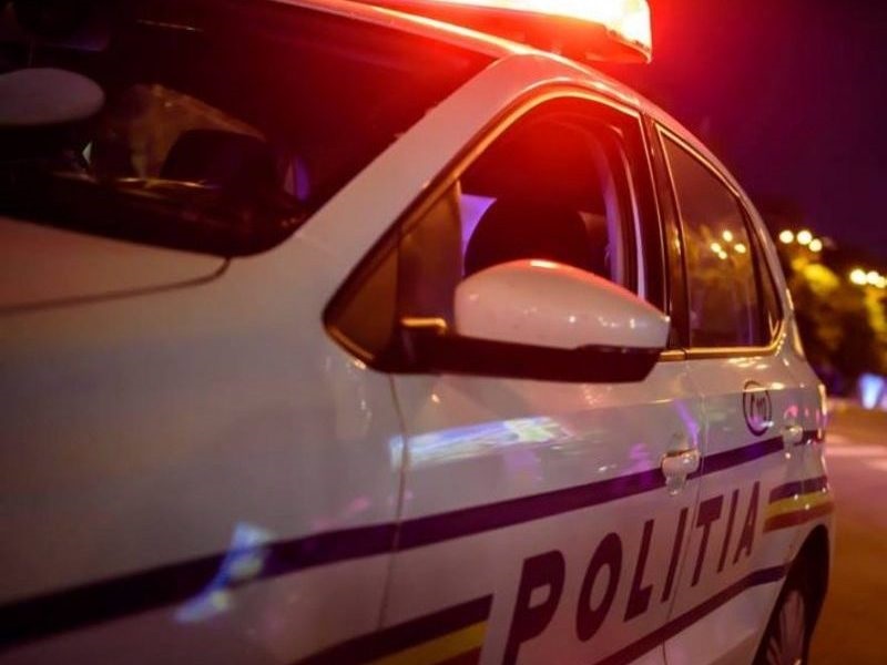 O femeie din Bacău a furat seiful cu jumătate de milion de euro din casa părinților