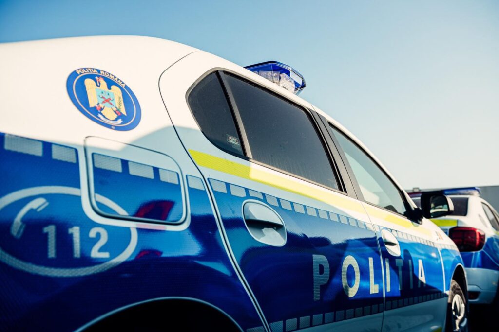 Bărbat prins la volan fără permis, băut și cu un vehicul neînmatriculat, în comuna Popești