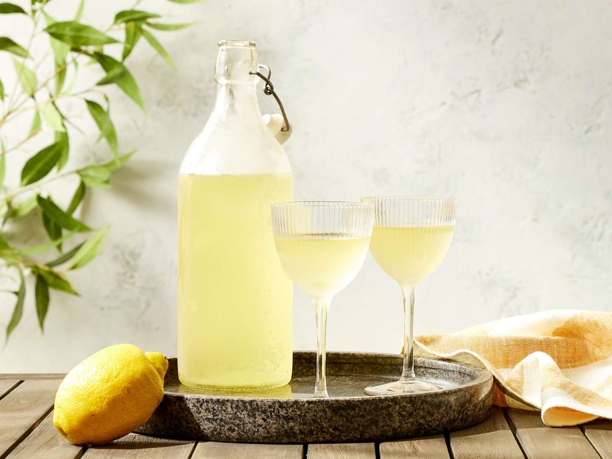 Rețeta Limoncello. Licoare italiană revigorantă