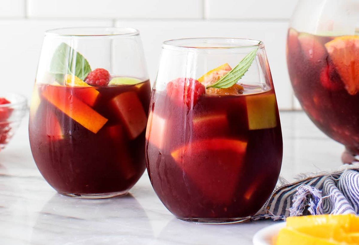 Sangria – Rețetă clasică și ușor de preparat