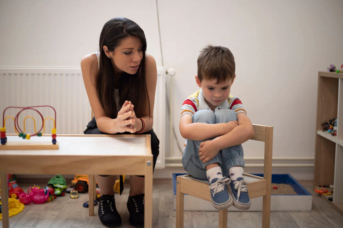 Sindromul Asperger. Care sunt cauzele ce stau la baza tulburării de neurodezvoltare