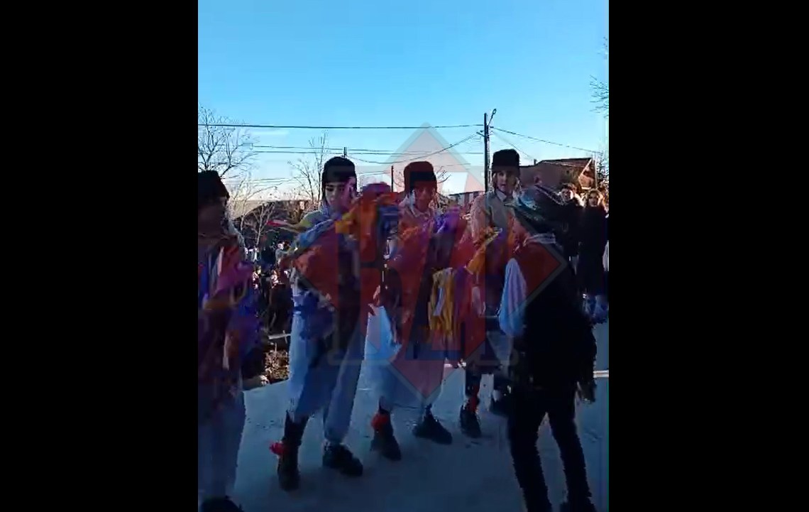 Tradițiile nu se pierd! Momente frumoase și apreciate de Noul An, în comuna Focuri, județul Iași