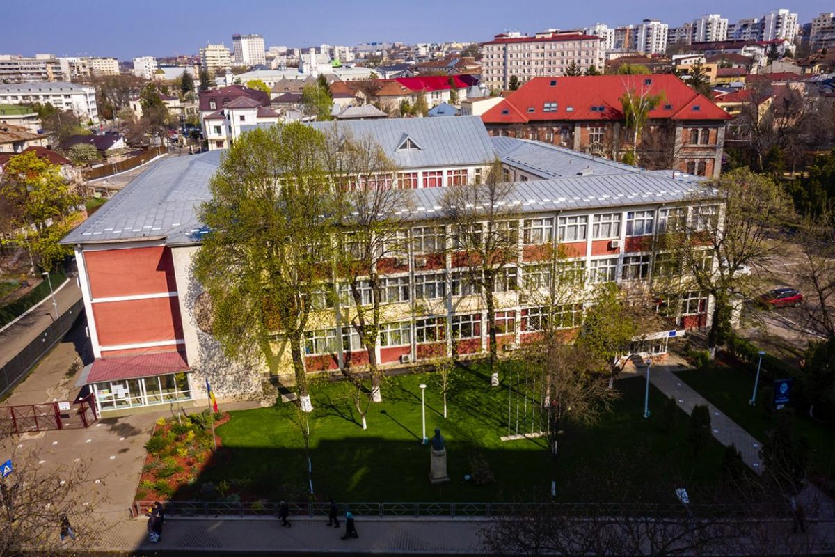 Colegiul Național „Vasile Alecsandri” Iași: pionier al transformării mediului educațional prin proiectul „Școala de bine”