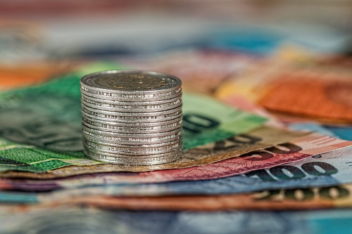Bulgaria va adopta moneda euro în 2026. Țara îndeplinește toate condițiile necesare