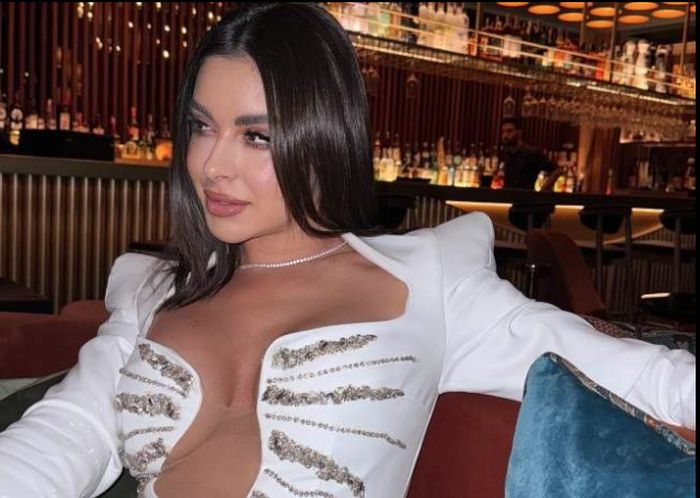 Natalia Mateuț a făcut furori în vacanța din Marrakech! Cum s-a lăsat fotografiată prezentatoarea TV