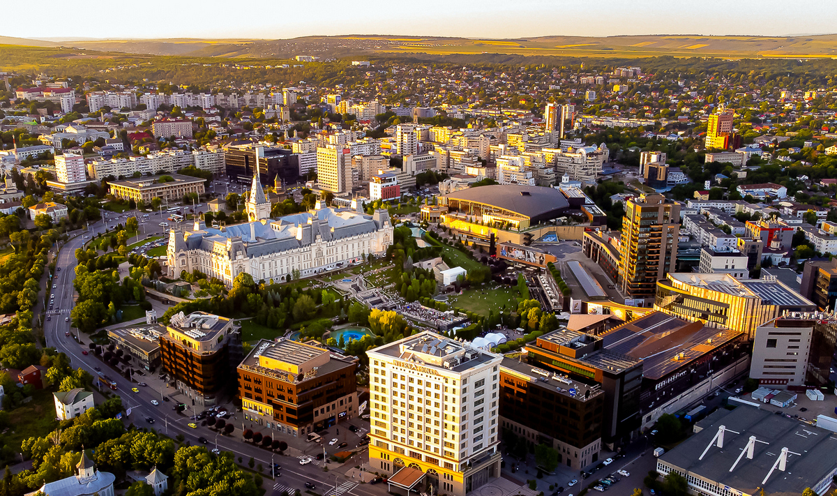Premieră în România. Colaborare internaţională pentru viitorul oraşelor: Foster + Partners, unul dintre liderii mondiali ai arhitecturii contemporane, proiectează dezvoltările IULIUS de la Constanţa şi Iaşi