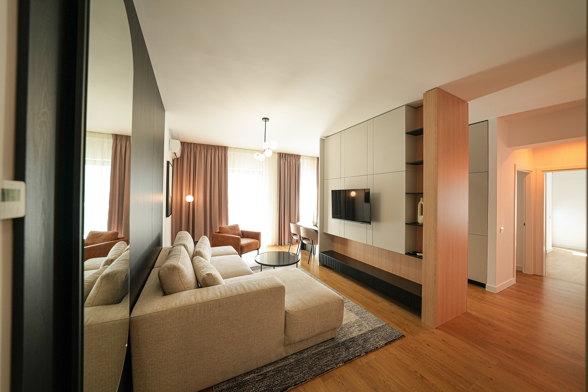 Spațiu și lumină – punctele forte ale unui apartament nou și modern