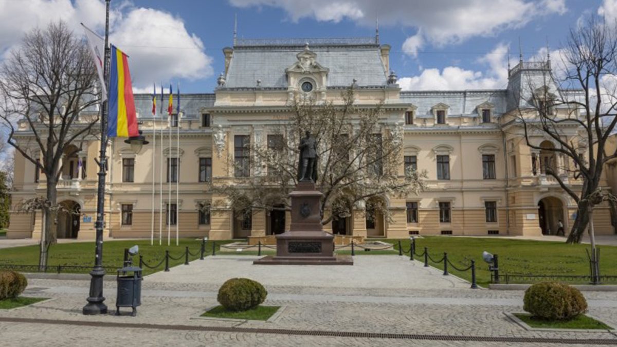 În 2025, imaginea municipiului Iași va fi schimbată radical! Clădirile din oraș vor respecta o anumită paletă de culori. Dispar rufele întinse pe sârmă și aparatele de aer condiționat