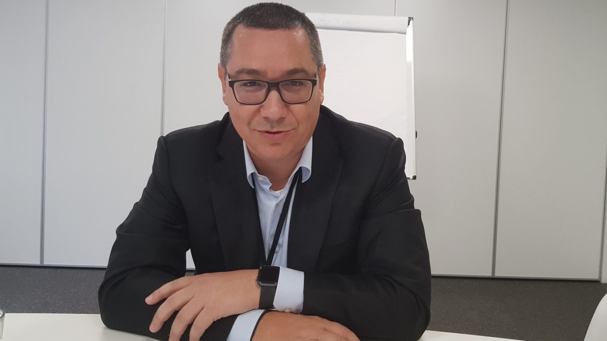 Victor Ponta i-a luat apărarea lui Călin Georgescu după „un atac josnic şi fals” la adresa mamei sale