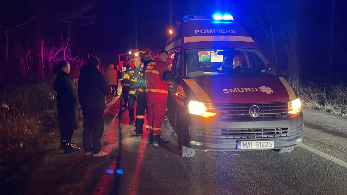 Accident rutier produs în zona localității Mogoșești. Au fost implicate 2 autovehicule