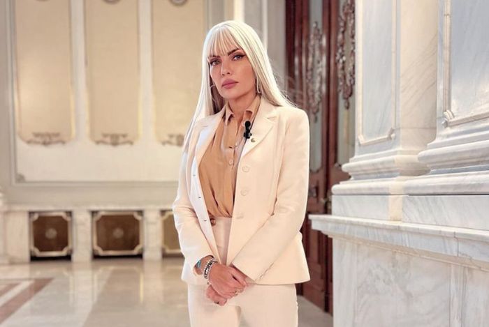 Câți bani ia Laura Vicol pentru a apăra interlopi: Pentru un caz ia mai mult decât câștigă un profesor în 8 ani de muncă!