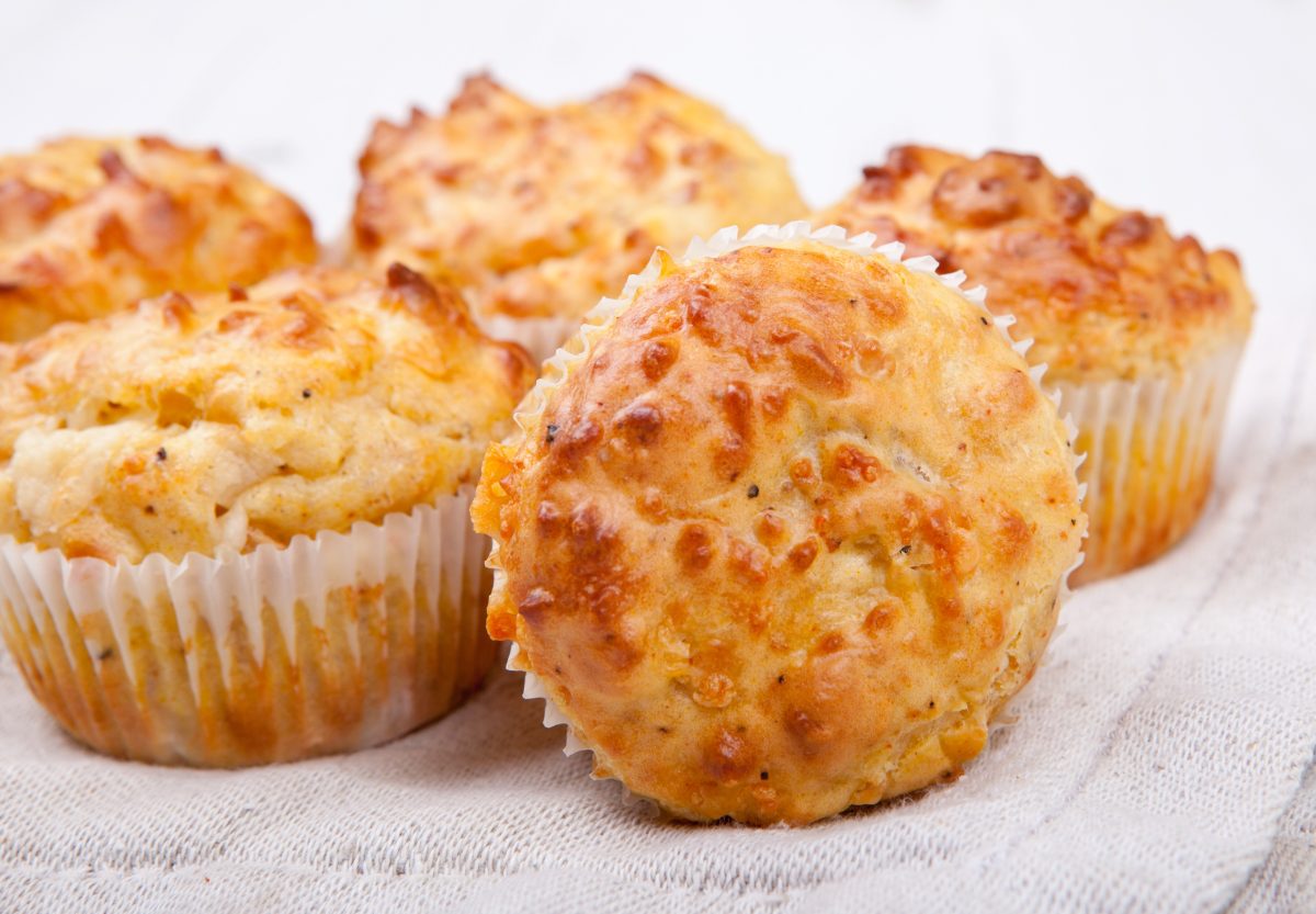 Brioșe cu brânză de vaci. Rețete delicioase și idei inedite pentru deserturi care îți vor cuceri papilele gustative