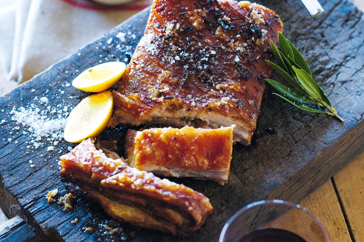 Rețete cu burtă de porc. Tradiție și savoare în bucătărie românească