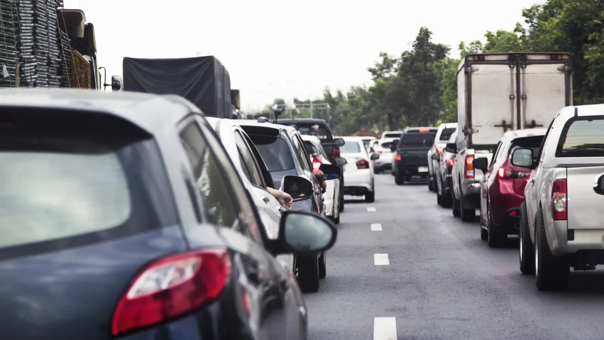 Noile reguli privind dotările auto obligatorii impuse în 2025! Ce nu trebuie să lipsească din mașina personală