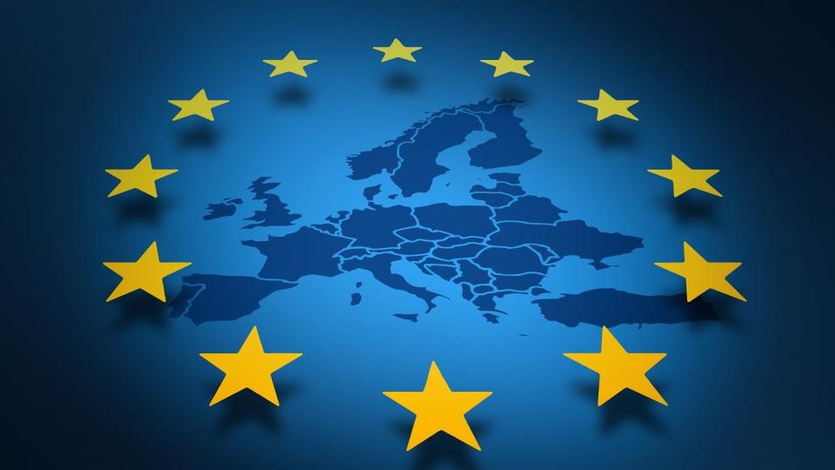 Comisarul european pentru democraţie anunță că au început discuțiile pentru apariția Scutului Democrației