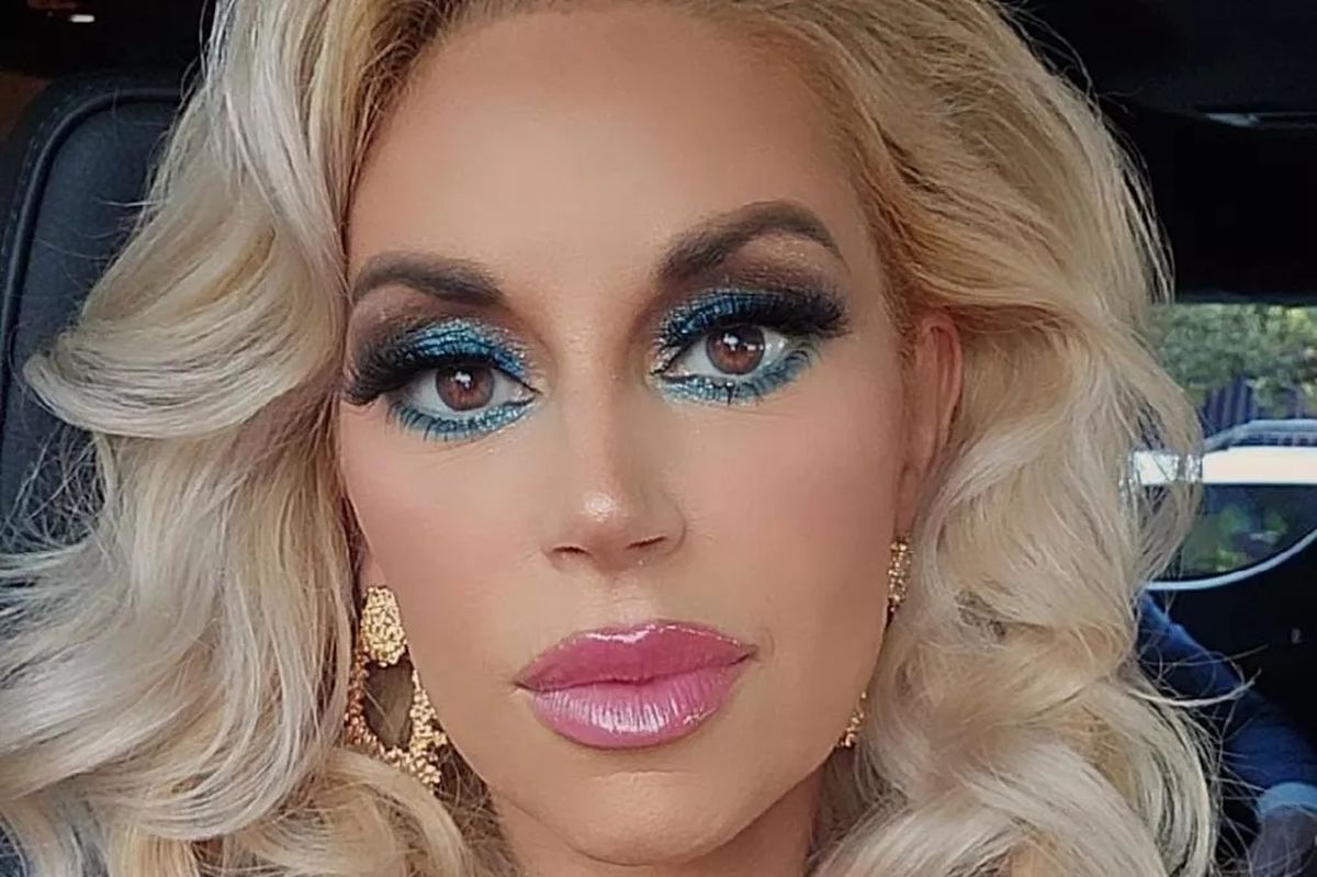 Marcela se injectează cu sângele fiului pentru a rămâne tânără! Următoarea va fi bunica băiatului!