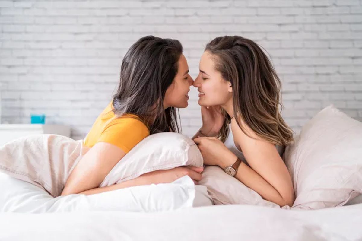 Își înșală soțul cu o femeie! „Este cel mai uimitor sex pe care l-am făcut vreodată!”