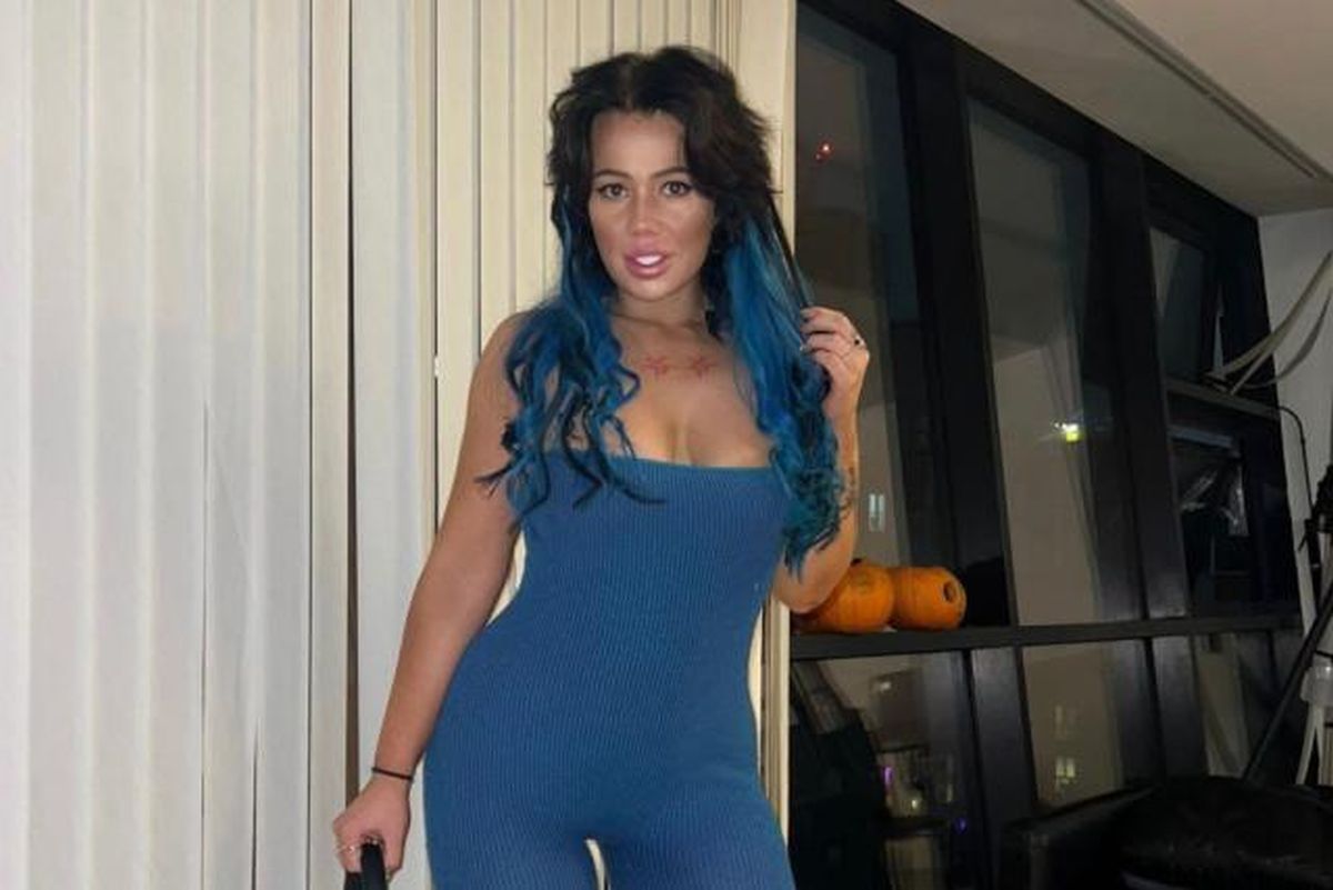 O mamă singură este hărțuită din cauza contului de OnlyFans! „Își abuzează copilul!”