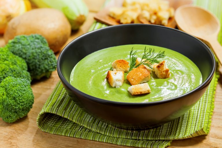 Rețete delicioase și sănătoase de mâncare de broccoli. Cum să îți diversifici meniul