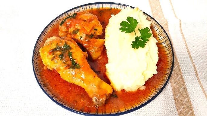 Mâncare de roșii cu carne de pui, o rețetă delicioasă simplu de făcut